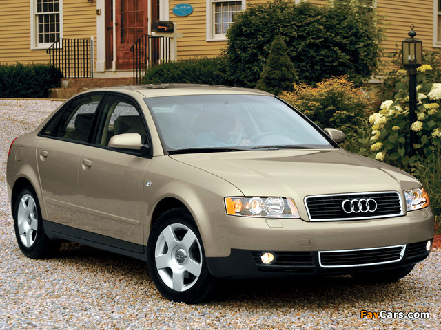 Audi A4 Sedan US-spec B6,8E (2000–2004) pictures (640 x 480)