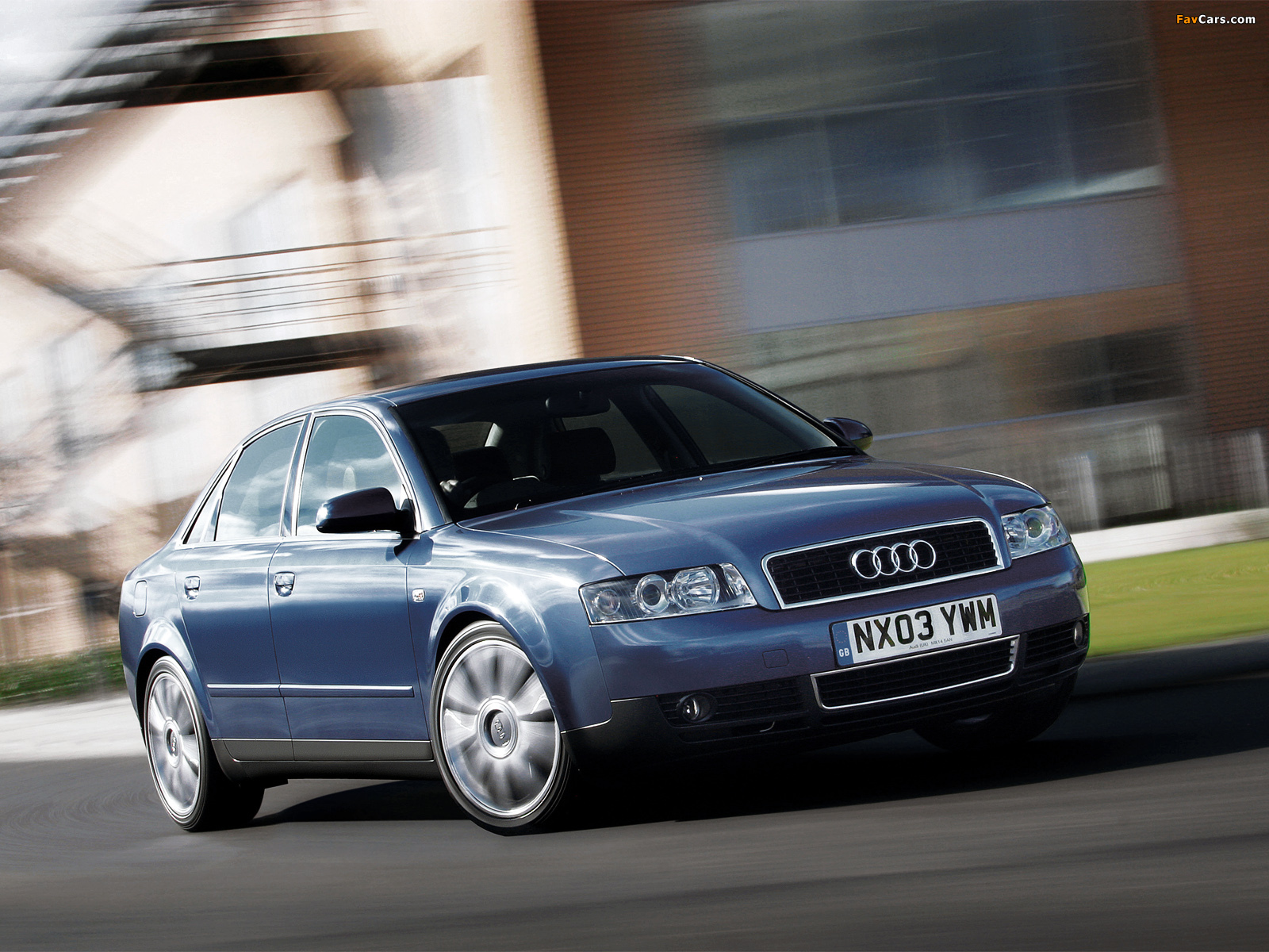 Audi A4 2.5 TDI quattro Sedan UK-spec B6,8E (2000–2004) pictures (1600 x 1200)