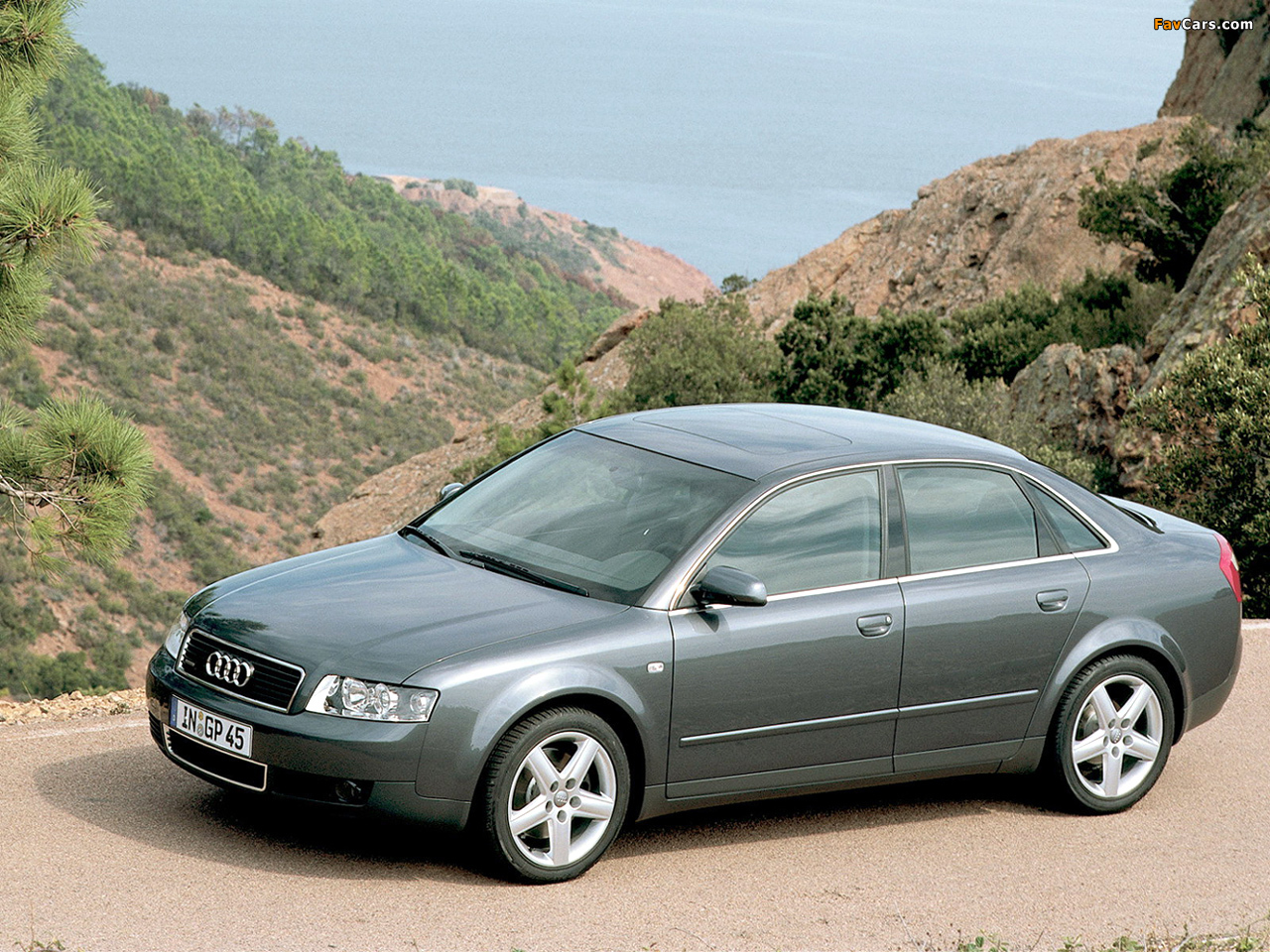 Audi A4 3.0 quattro Sedan B6,8E (2000–2004) pictures (1280 x 960)