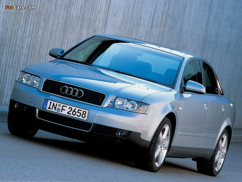 Audi A4 Sedan B6,8E (2000–2004) wallpapers (800 x 600)