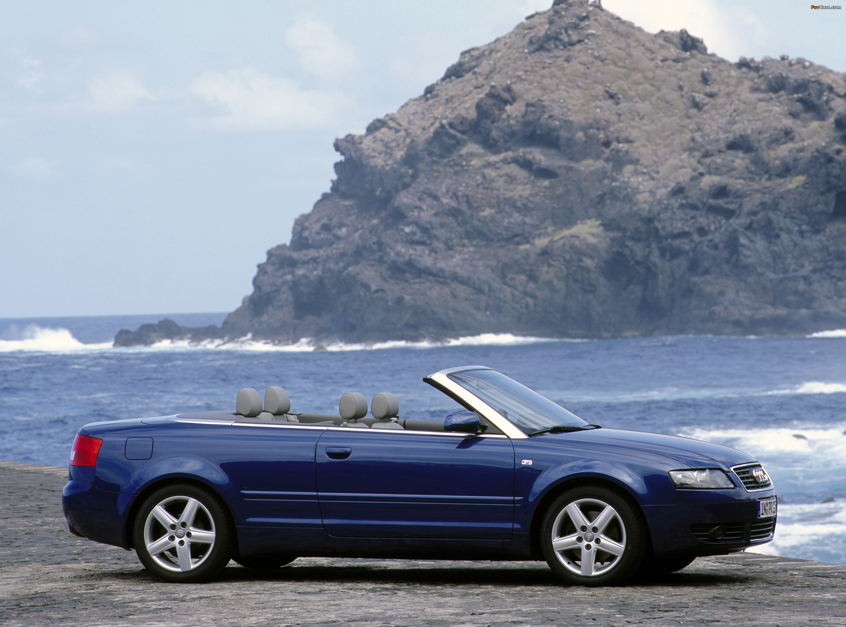Audi A4 3.0 Cabrio (B6,8H) 2001–05 images (2835 x 2102)