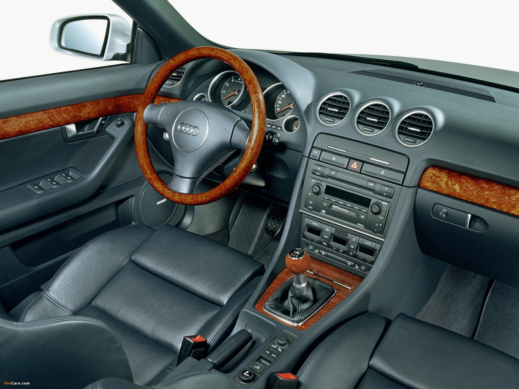 Audi A4 3.0 Cabrio B6,8H (2001–2005) photos (2048 x 1536)