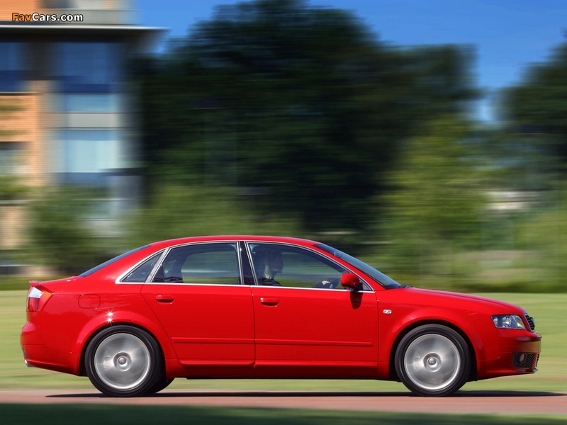 Audi A4 1.8T S-Line Sedan UK-spec B6,8E (2001–2004) pictures (800 x 600)