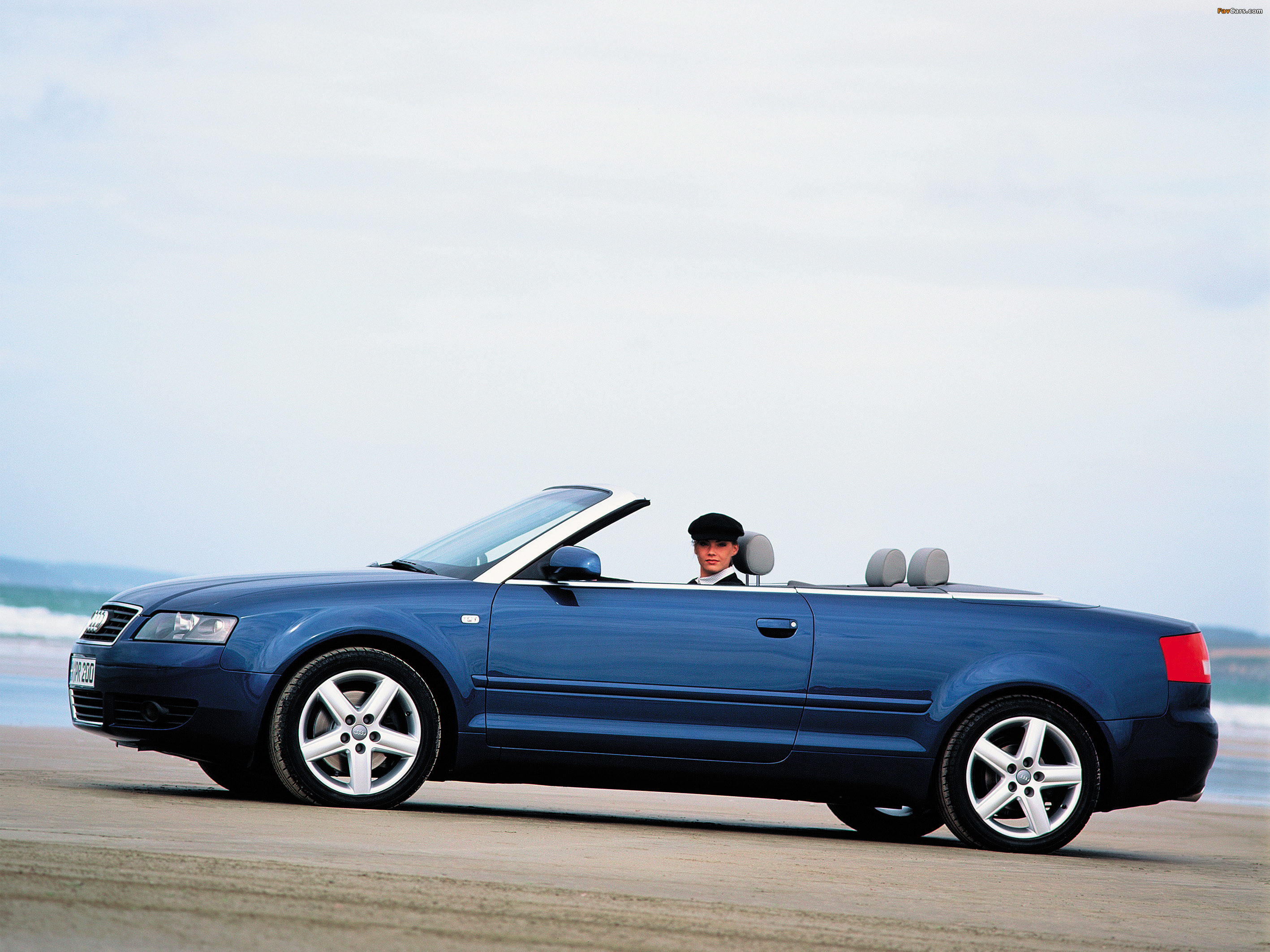 Audi A4 3.0 Cabrio (B6,8H) 2001–05 wallpapers (2835 x 2126)