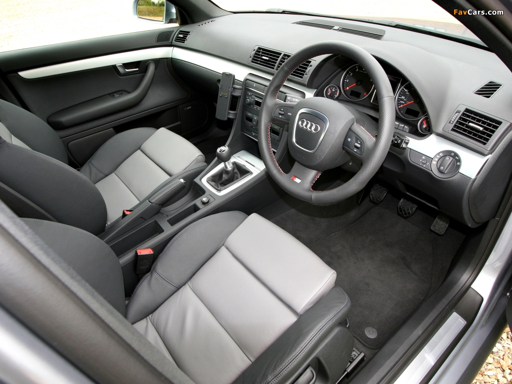 Audi A4 2.0T S-Line Sedan UK-spec B7,8E (2004–2007) pictures (1024 x 768)