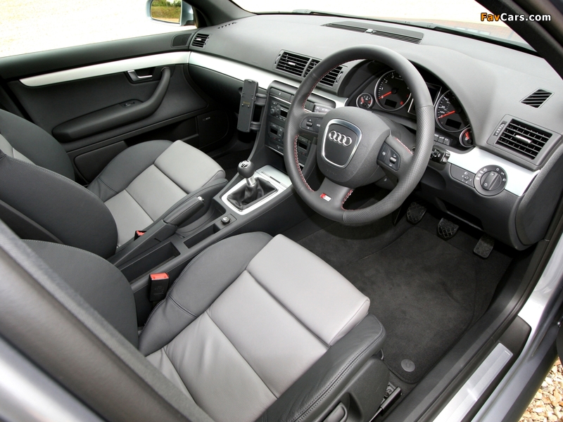 Audi A4 2.0T S-Line Sedan UK-spec B7,8E (2004–2007) pictures (800 x 600)