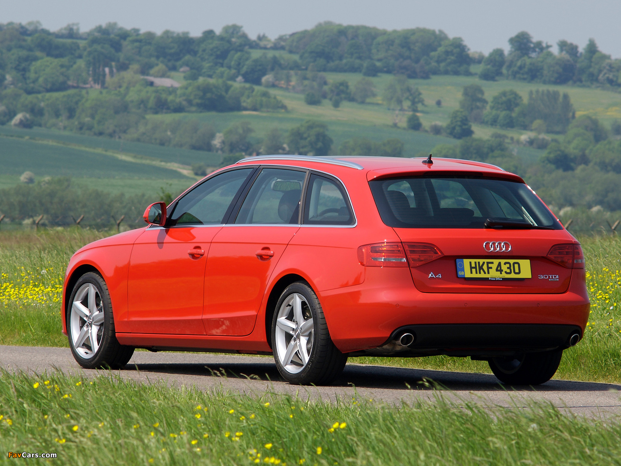 Audi A4 3.0 TDI quattro Avant UK-spec B8,8K (2008–2011) images (1280 x 960)