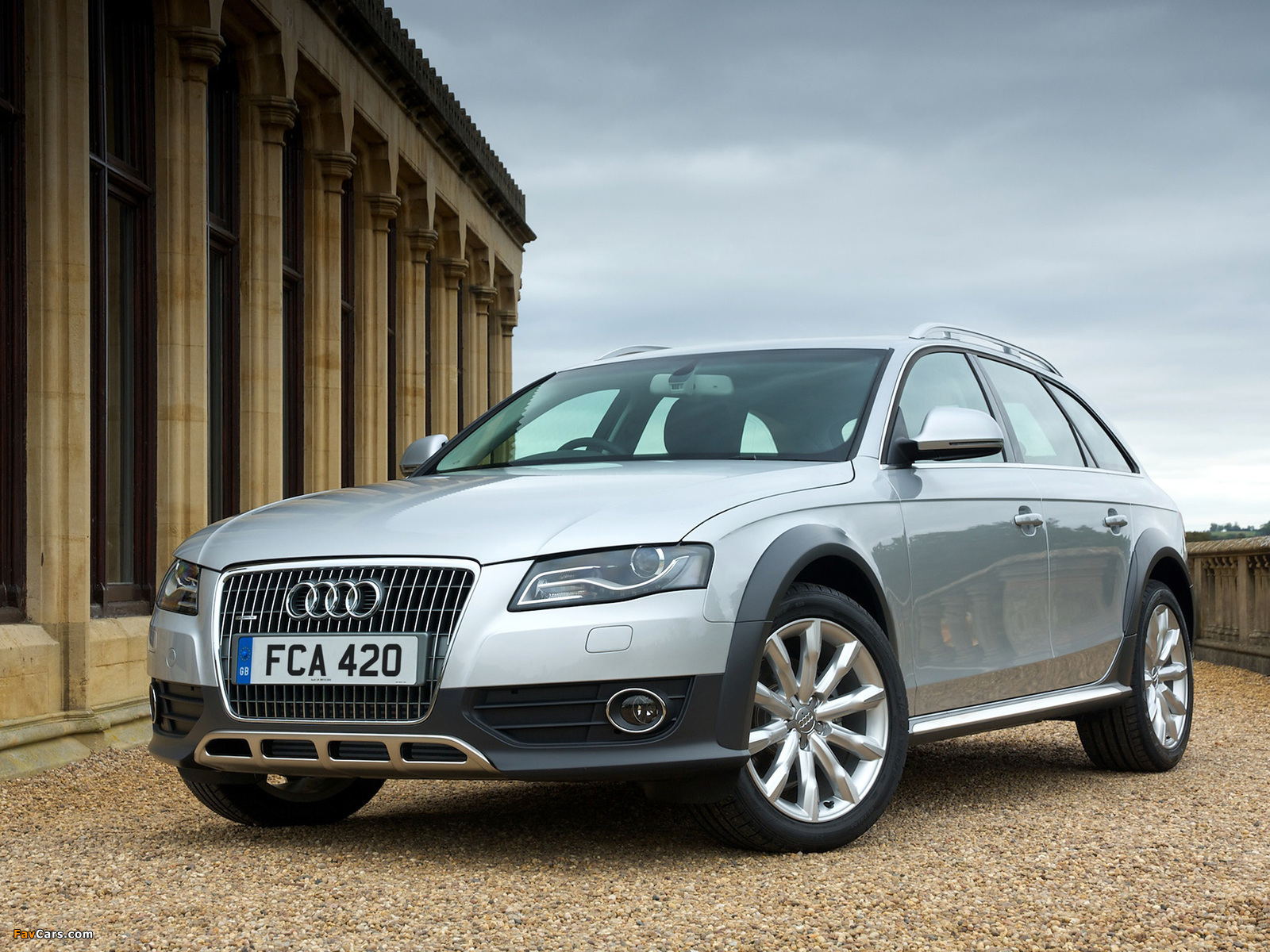 Audi A4 Allroad 2.0 TDI quattro UK-spec B8,8K (2009–2011) photos (1600 x 1200)