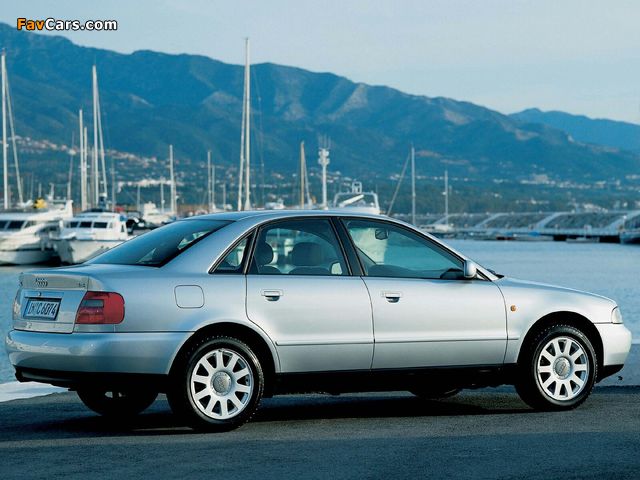 Images of Audi A4 1.8 Sedan B5,8D (1997–2000) (640 x 480)