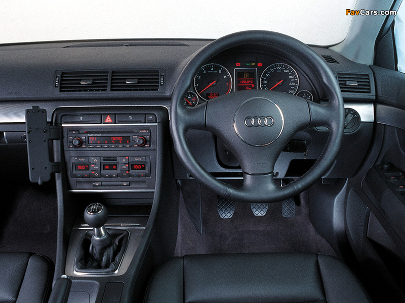 Images of Audi A4 3.0 Sedan ZA-spec B6,8E (2000–2004) (800 x 600)