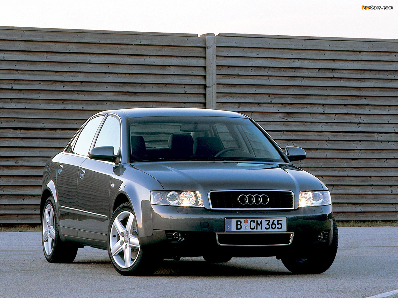 Images of Audi A4 3.0 Sedan B6,8E (2000–2004) (1280 x 960)