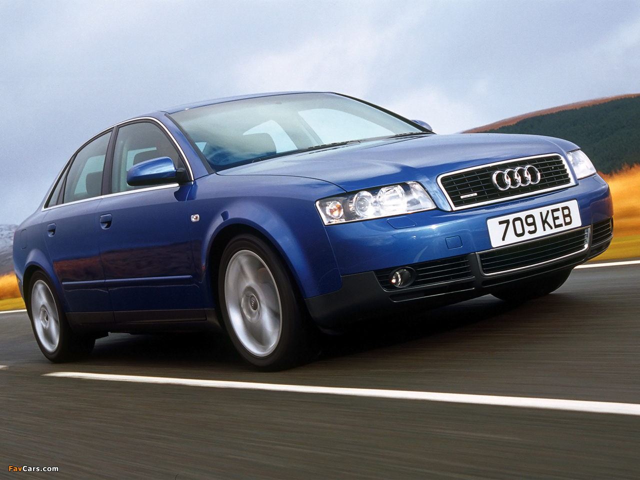 Images of Audi A4 1.8T quattro Sedan UK-spec B6,8E (2000–2004) (1280 x 960)