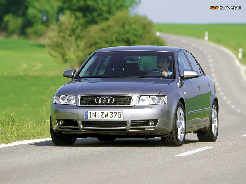 Images of Audi A4 1.8T Sedan B6,8E (2000–2004) (800 x 600)