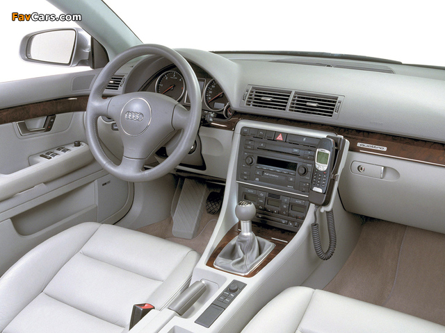 Images of Audi A4 3.0 quattro Avant B6,8E (2001–2004) (640 x 480)