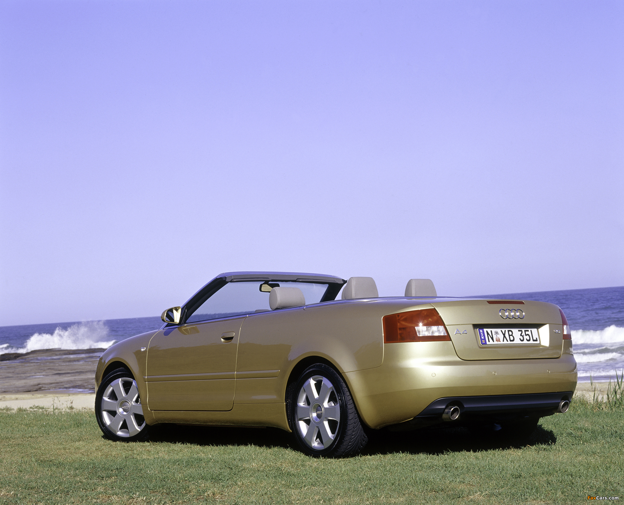 Images of Audi A4 2.0 Cabrio AU-spec (B6,8H) 2002–06 (2000 x 1617)