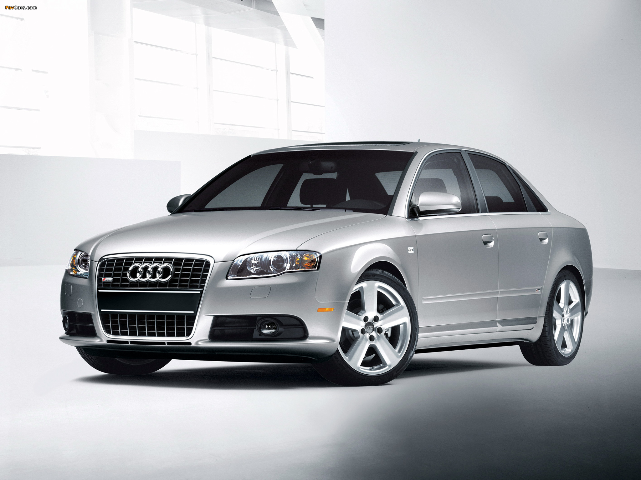 Images of Audi A4 2.0T S-Line Sedan US-spec B7,8E (2004–2007) (2048 x 1536)