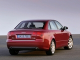 Images of Audi A4 3.0 TDI quattro Sedan B7,8E (2004–2007)