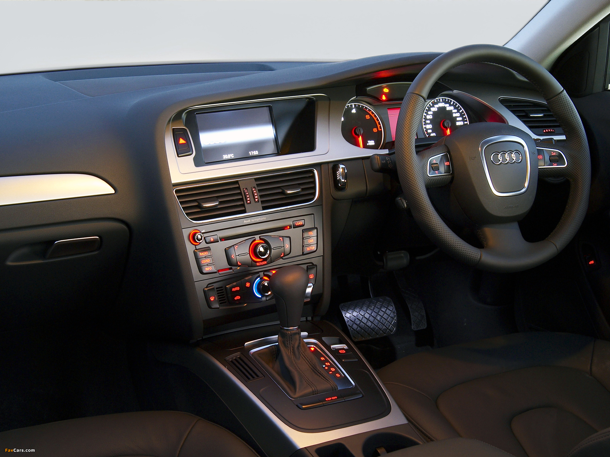 Images of Audi A4 2.0 TDI Sedan ZA-spec B8,8K (2007–2011) (2048 x 1536)