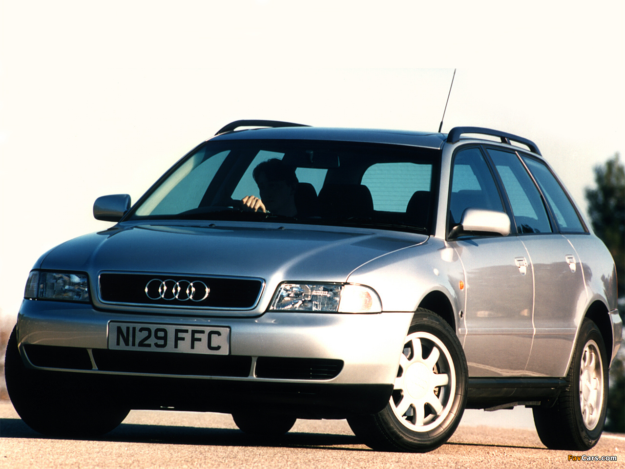 Photos of Audi A4 Avant UK-spec B5,8D (1995–2001) (1280 x 960)