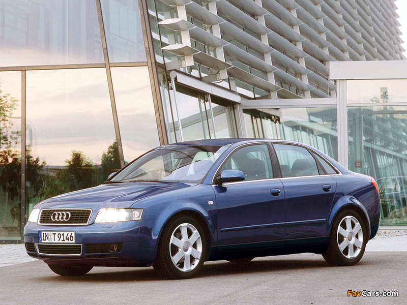 Photos of Audi A4 2.0 FSI Sedan B6,8E (2000–2004) (800 x 600)