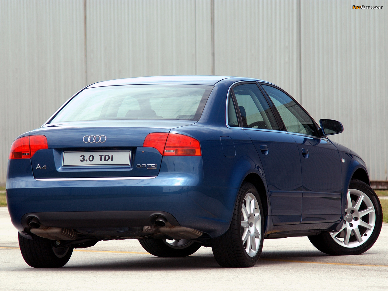 Photos of Audi A4 3.0 TDI quattro Sedan ZA-spec B7,8E (2004–2007) (1280 x 960)