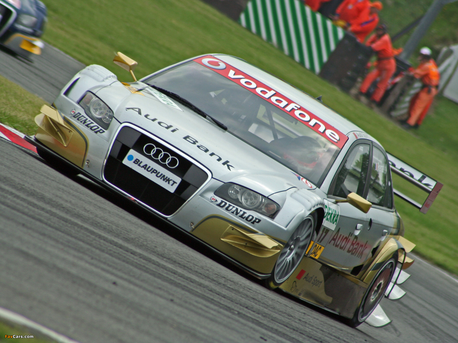 Photos of Audi A4 DTM B7,8E (2005–2009) (1600 x 1200)