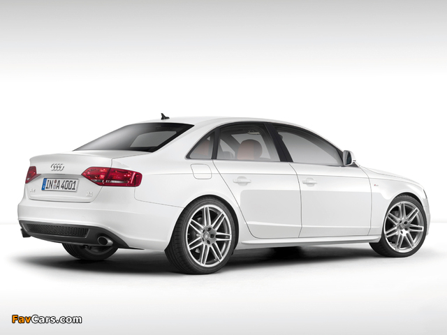 Photos of Audi A4 3.2 FSI quattro S-Line Sedan B8,8K (2007–2011) (640 x 480)