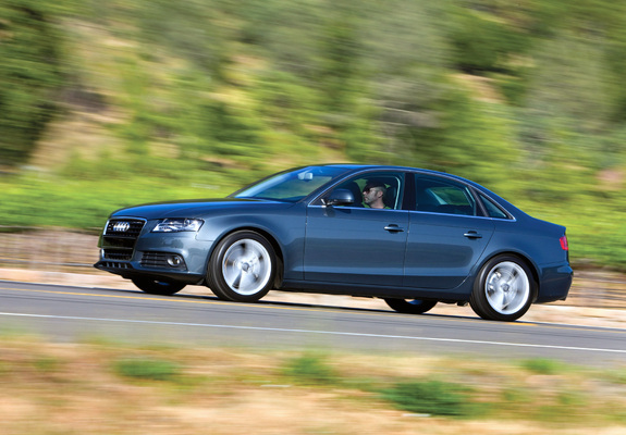 Photos of Audi A4 3.2 FSI quattro Sedan US-spec B8,8K (2007–2011)