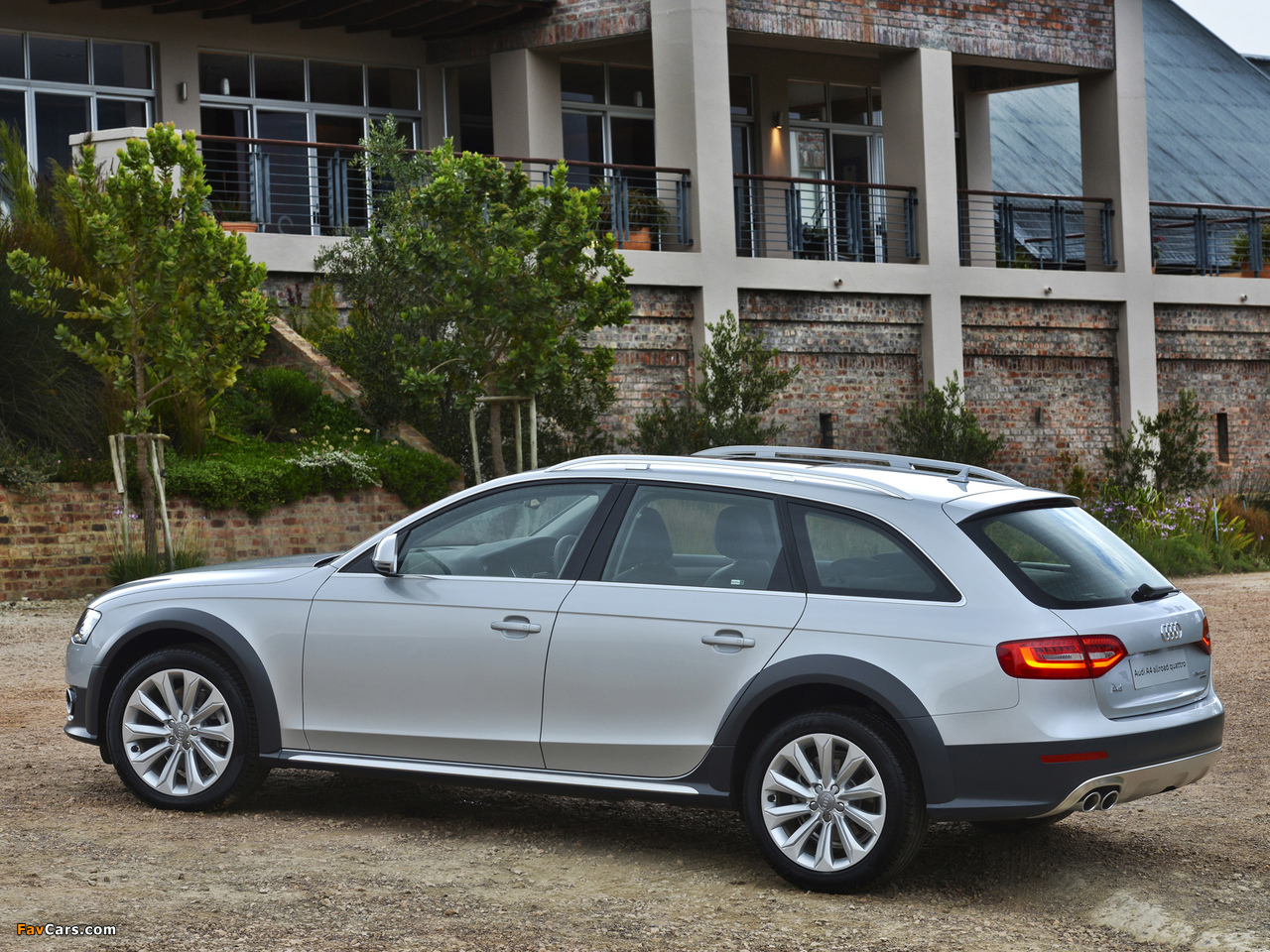 Photos of Audi A4 Allroad 2.0 TDI quattro ZA-spec (B8,8K) 2012 (1280 x 960)