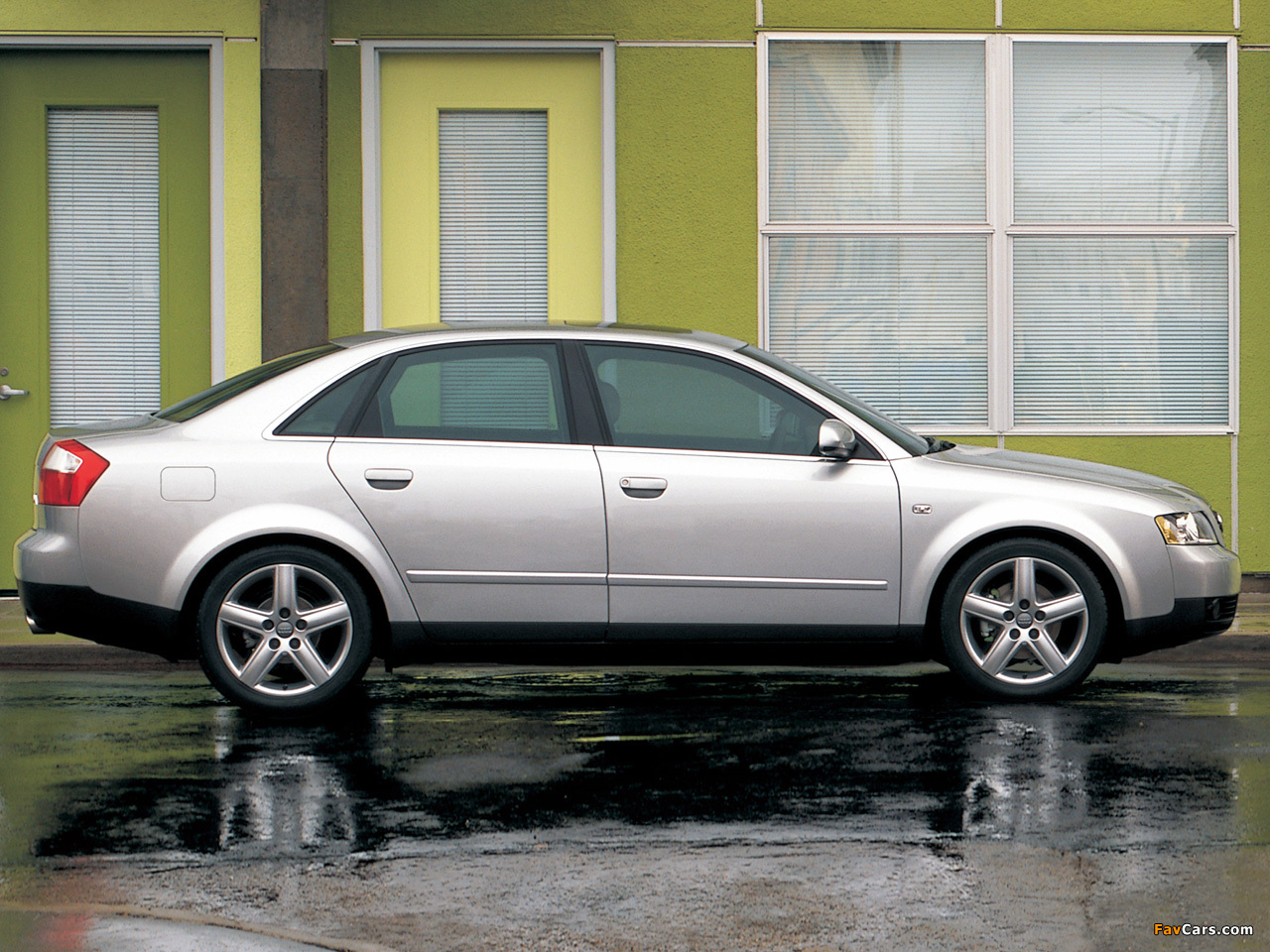 Pictures of Audi A4 Sedan B6,8E (2000–2004) (1280 x 960)