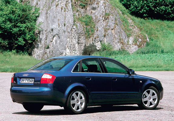 Pictures of Audi A4 2.0 FSI Sedan B6,8E (2000–2004)