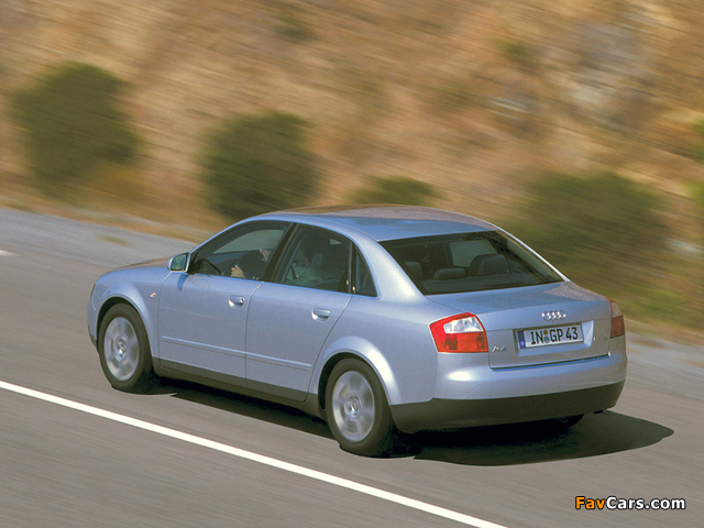 Pictures of Audi A4 2.5 TDI quattro Sedan B6,8E (2000–2004) (640 x 480)