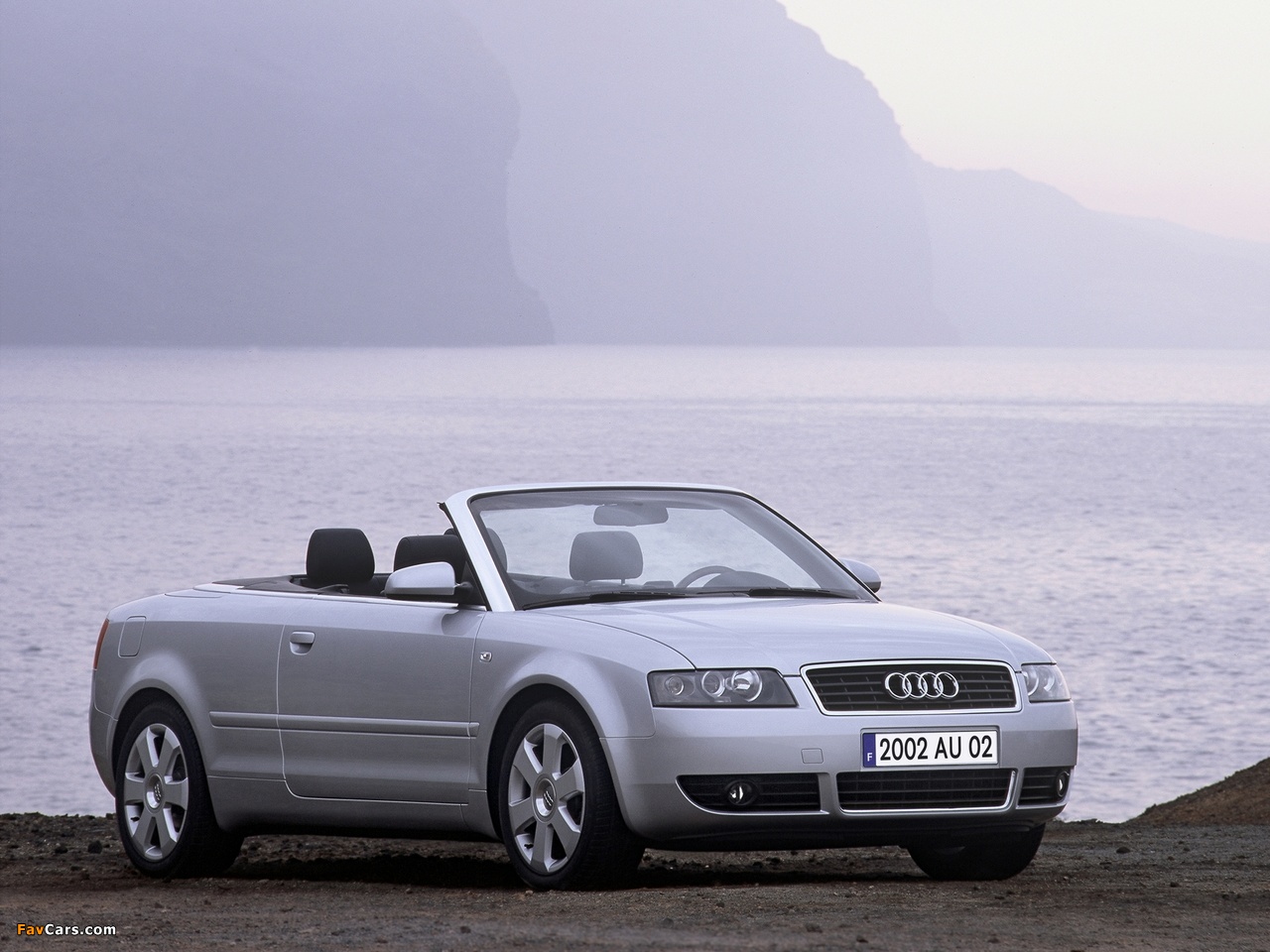 Pictures of Audi A4 2.4 Cabrio B6,8H (2001–2005) (1280 x 960)