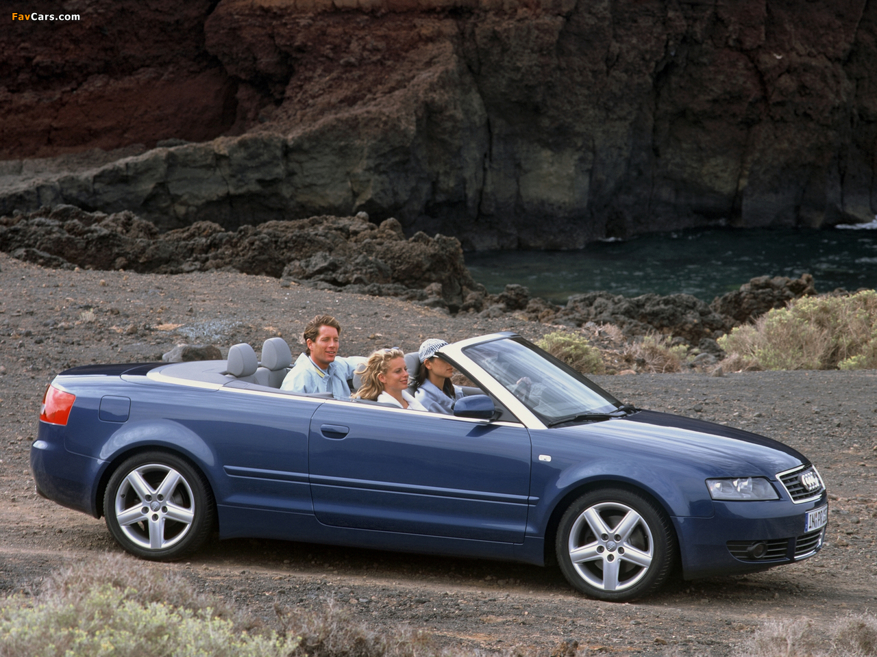 Pictures of Audi A4 3.0 Cabrio B6,8H (2001–2005) (1280 x 960)