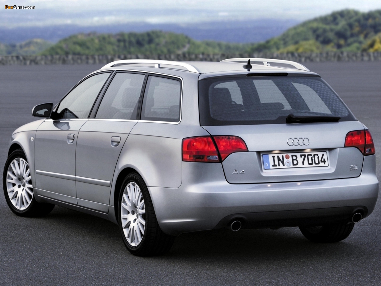 Pictures of Audi A4 3.2 TDI quattro Avant B7,8E (2004–2008) (1280 x 960)