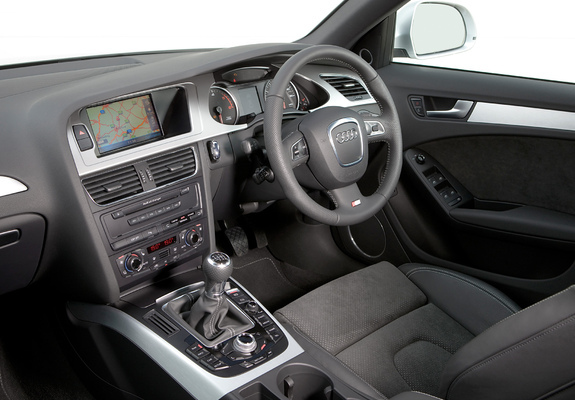 Pictures of Audi A4 3.0 TDI S-Line Sedan UK-spec B8,8K (2009–2011)