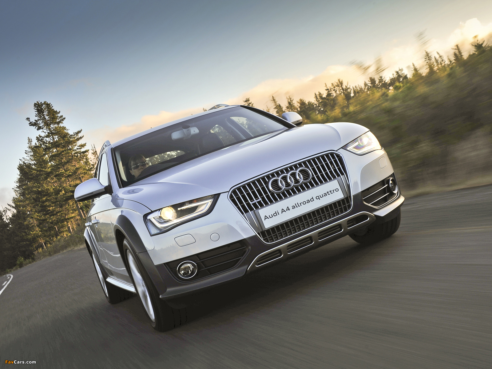 Pictures of Audi A4 Allroad 2.0 TDI quattro ZA-spec (B8,8K) 2012 (1600 x 1200)