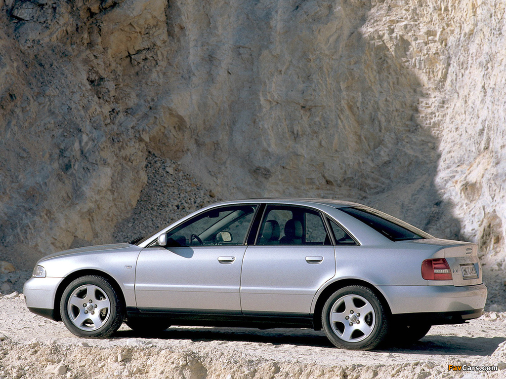 Audi A4 1.8 TDI Sedan B5,8D (1997–2000) wallpapers (1024 x 768)