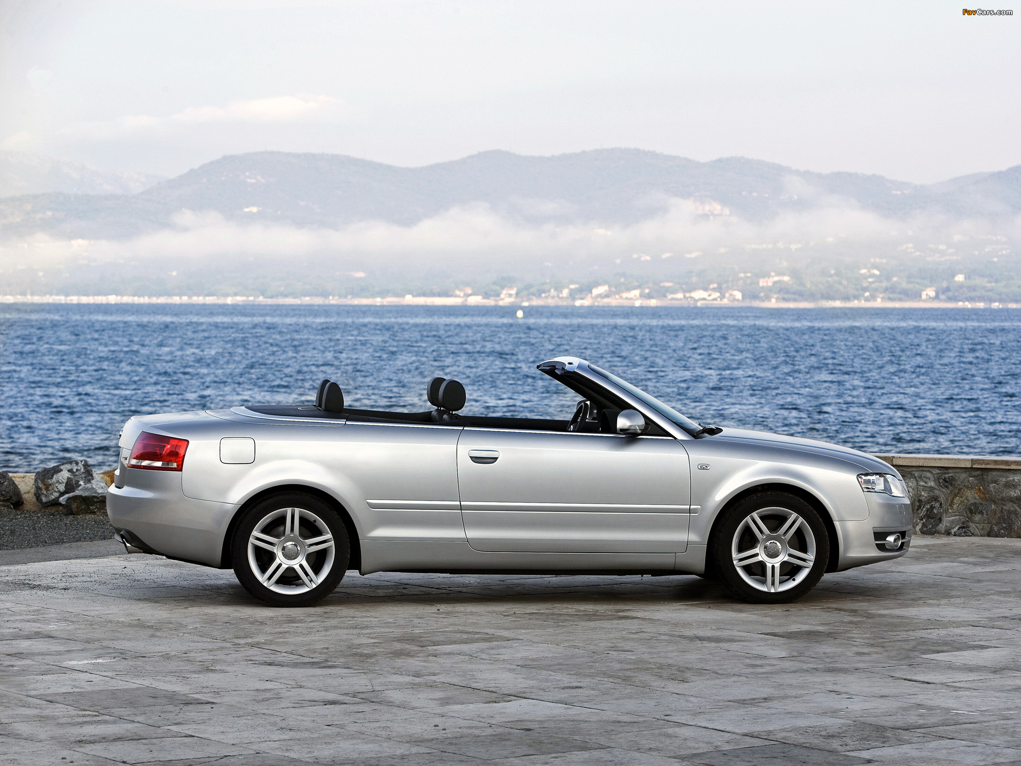 Audi A4 2.0T Cabrio B7,8H (2005) wallpapers (2048 x 1536)