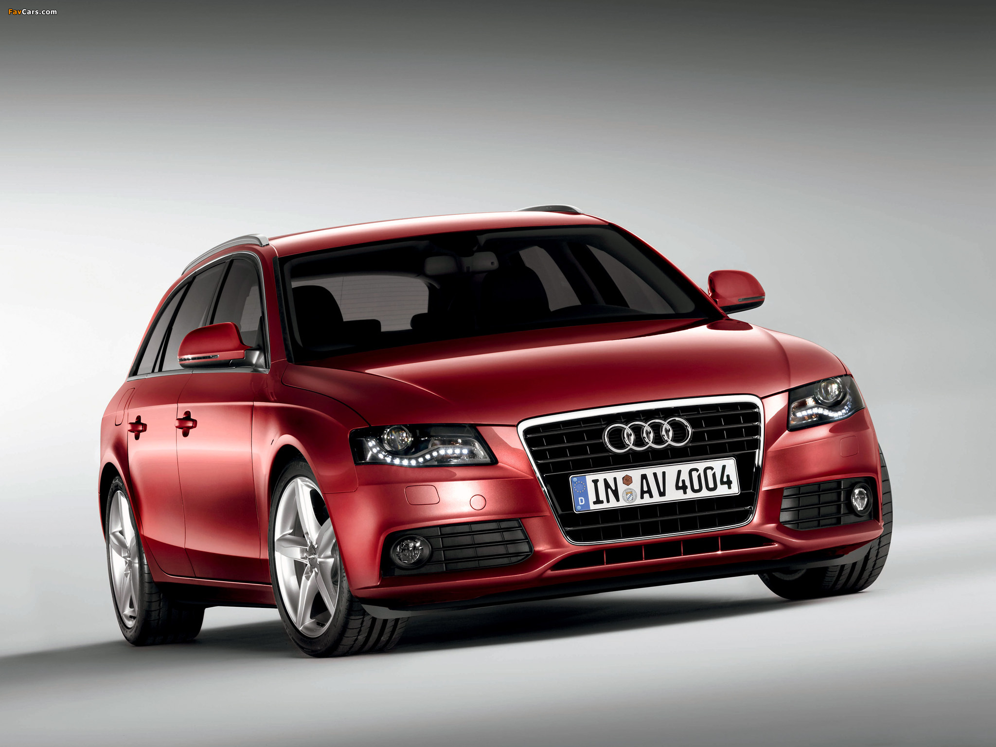 Audi A4 2.0 TDI Avant B8,8K (2008–2011) wallpapers (2048 x 1536)