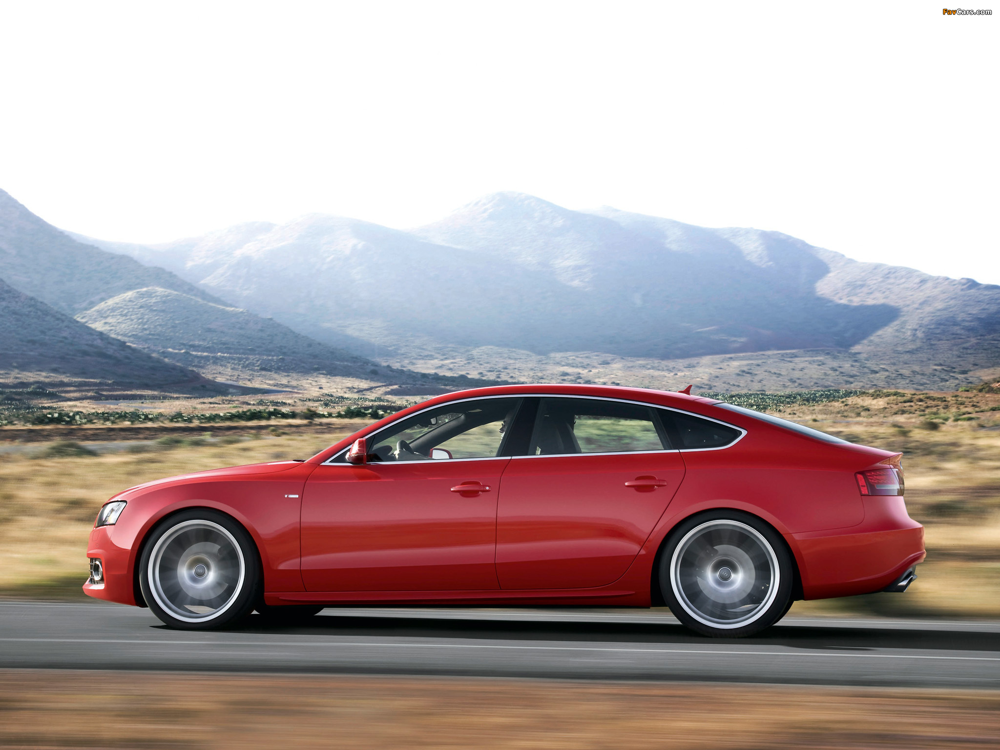 Images of Audi A5 Sportback 2.0T S-Line 2009–11 (2048 x 1536)