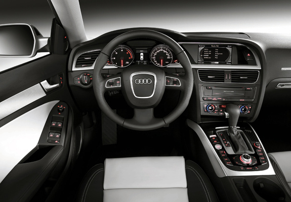 Photos of Audi A5 Sportback 3.0 TDI quattro 2009–11