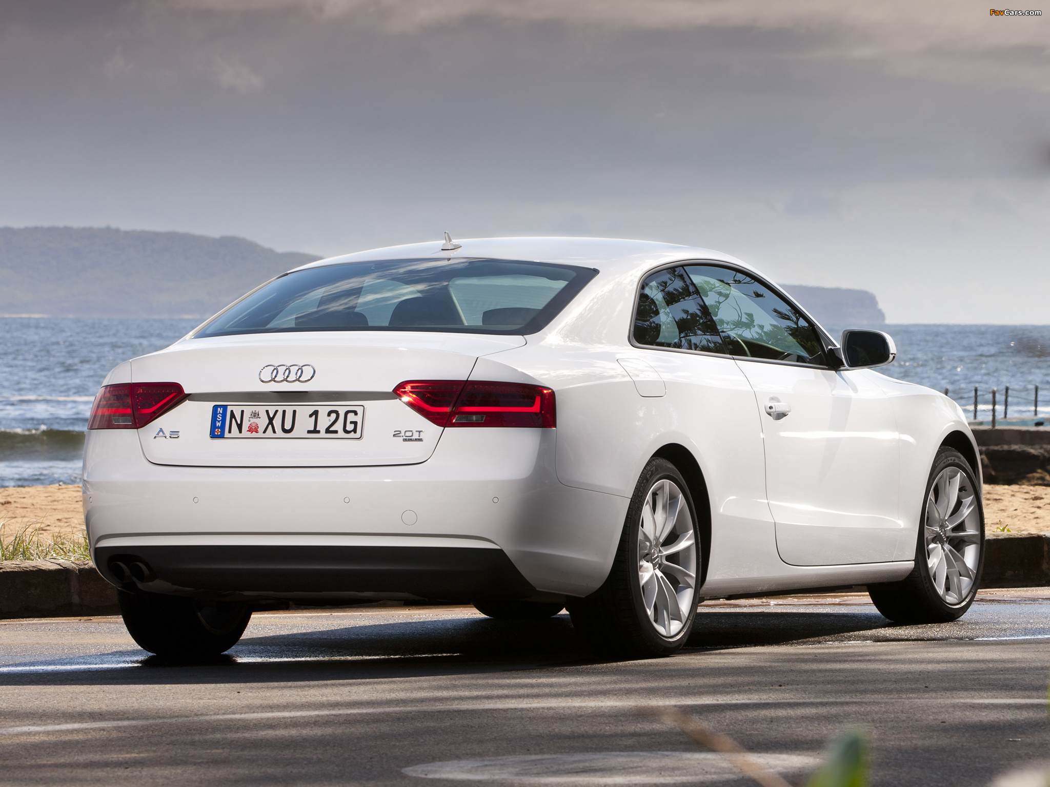 Pictures of Audi A5 2.0T Coupe AU-spec 2012 (2048 x 1536)