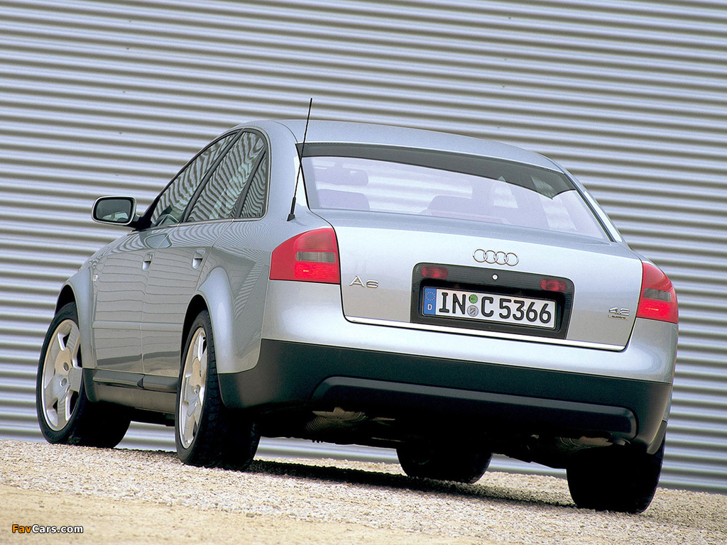 Audi A6 4.2 quattro Sedan (4B,C5) 1999–2001 pictures (1024 x 768)