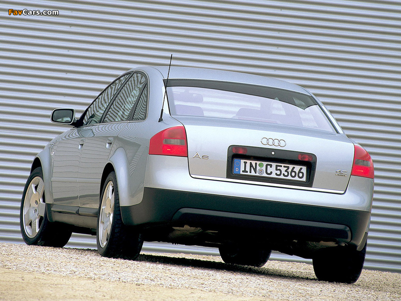 Audi A6 4.2 quattro Sedan (4B,C5) 1999–2001 pictures (800 x 600)