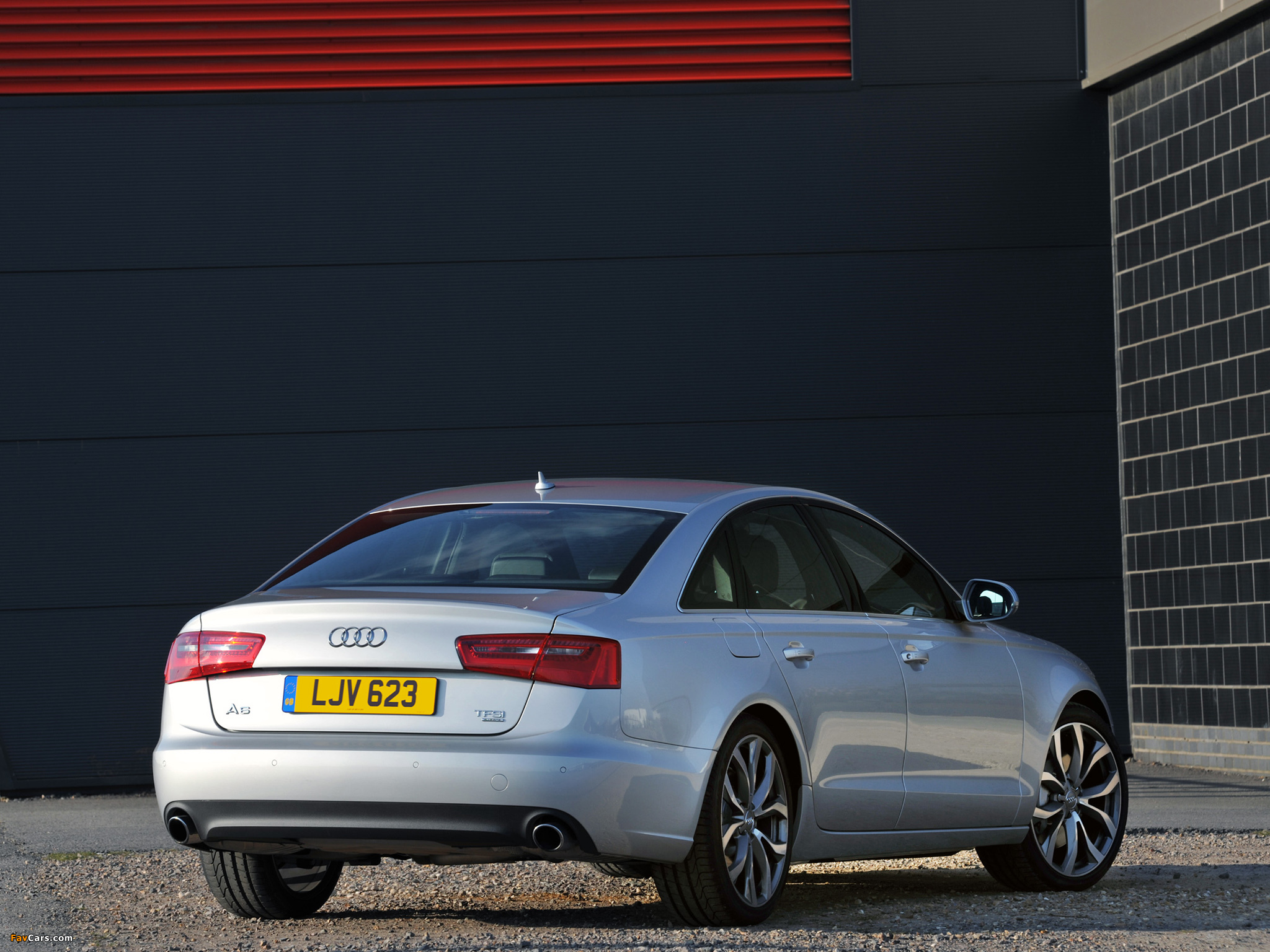 Images of Audi A6 3.0T Sedan UK-spec (4G,C7) 2011 (2048 x 1536)