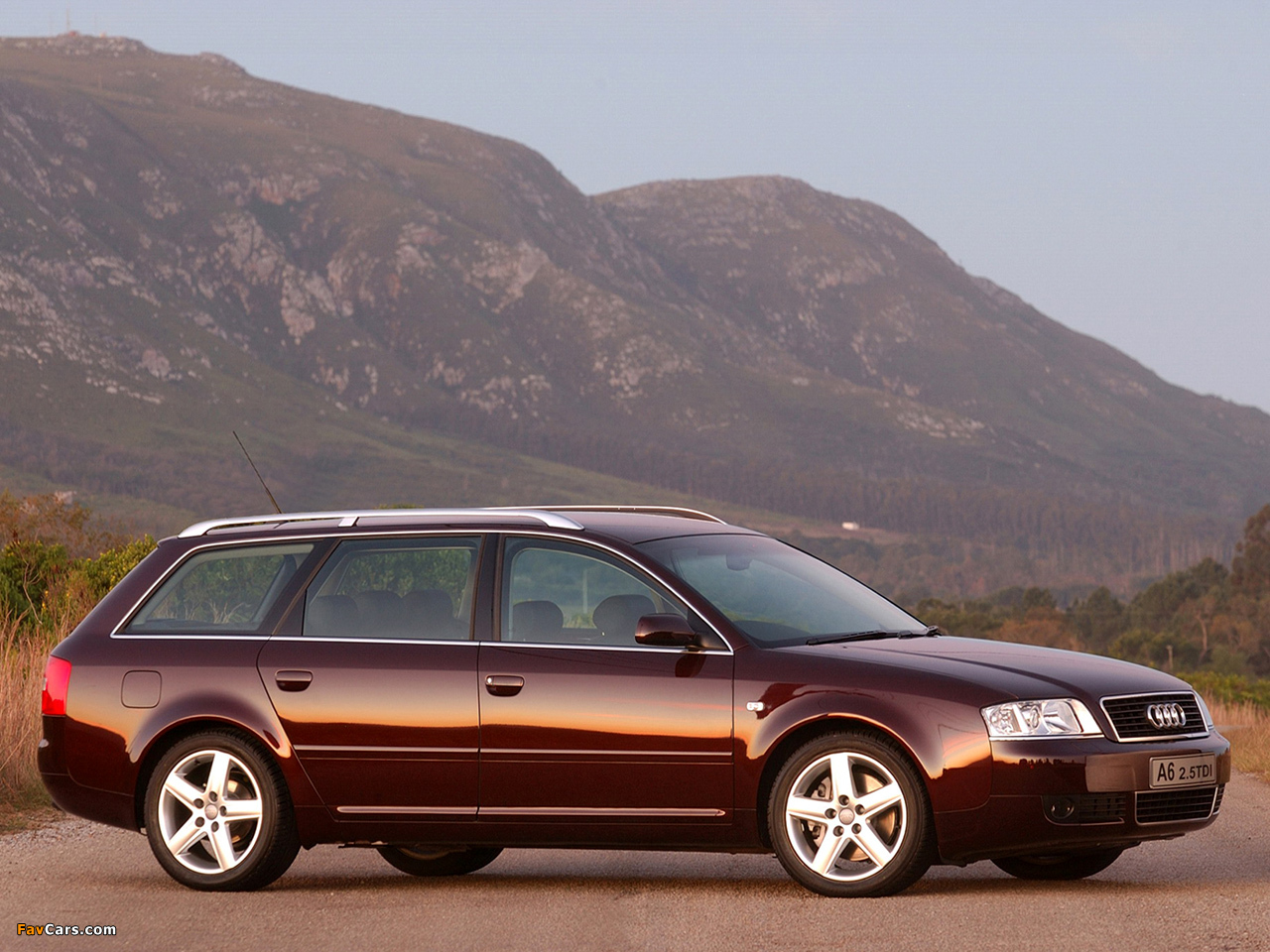 Photos of Audi A6 2.5 TDI Avant ZA-spec (4B,C5) 2001–04 (1280 x 960)