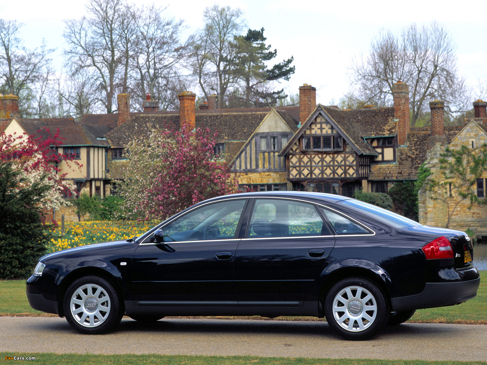 Pictures of Audi A6 Sedan UK-spec (4B,C5) 1997–2001 (1600 x 1200)