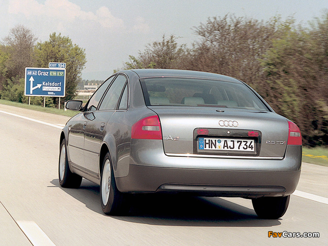 Pictures of Audi A6 2.5 TDI Sedan (4B,C5) 1997–2001 (640 x 480)