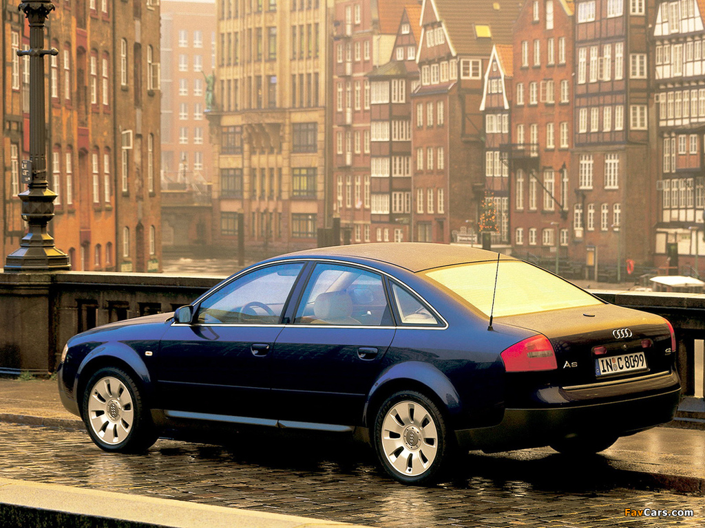 Pictures of Audi A6 4.2 quattro Sedan (4B,C5) 1999–2001 (1024 x 768)